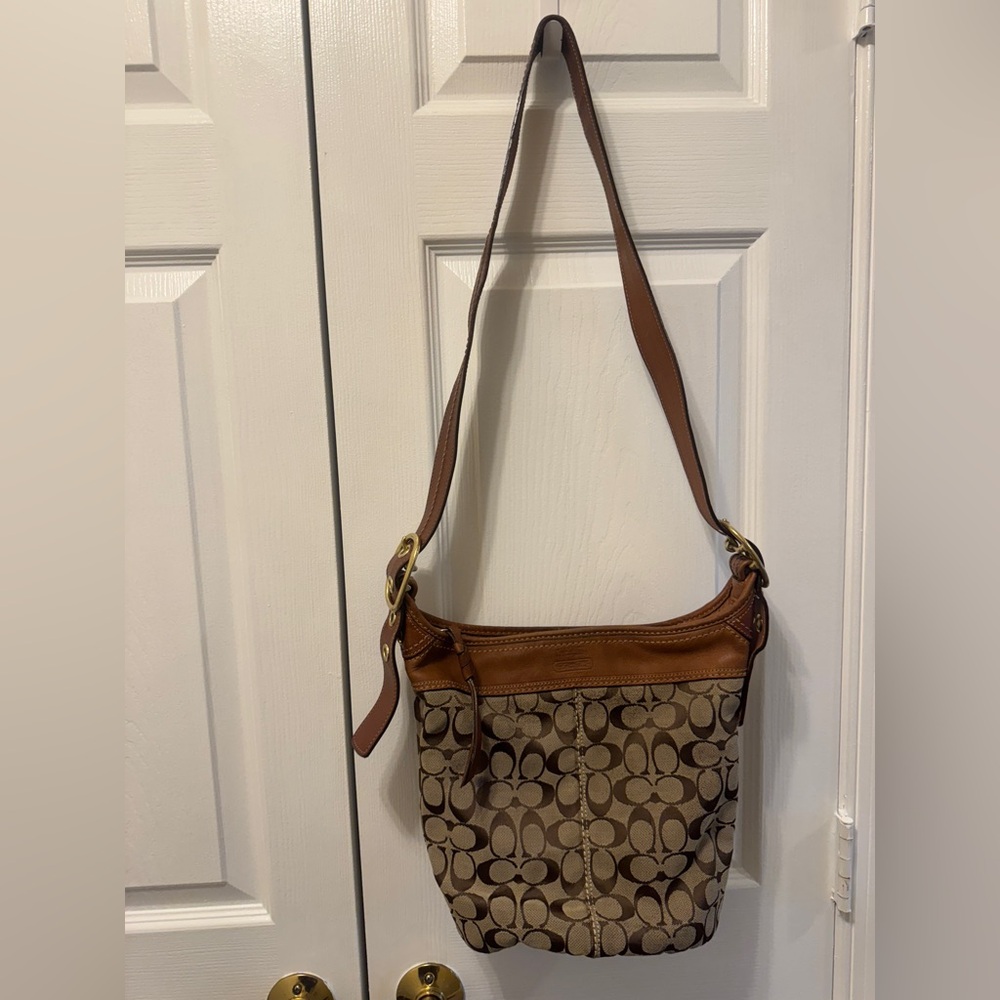 Coach Signature Duffle Bleeker Hobo Bag